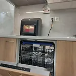 Apartman 3 Bedrooms And Living In *