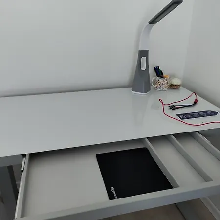 4 Rooms For 5, 2 Balconies, Wi-Fi 15 Min Centre