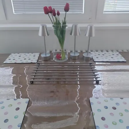 アパート 3 Bedrooms And Living In *