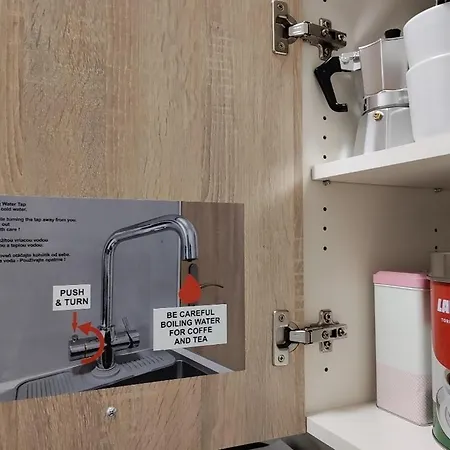 3 Bedrooms And Living In Appartamento